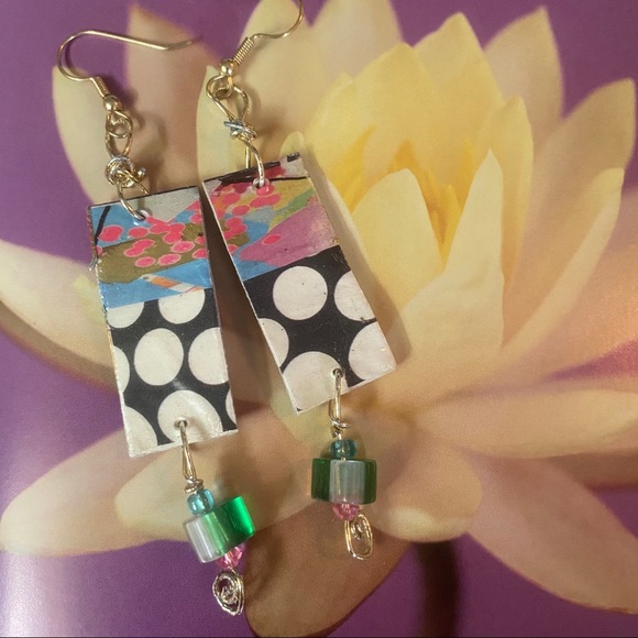 AMELIA PASTICHE DESIGN ooak upcycied earrings - Picture 2 of 5